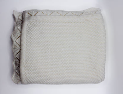 Oya Cotton Blanket in White