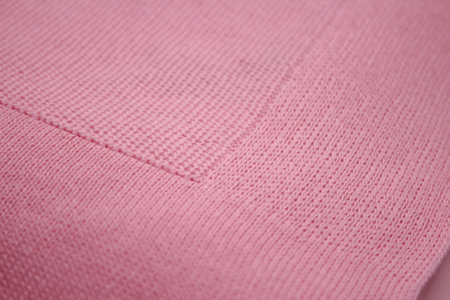 Yalin Cotton Blanket in Bubblegum Pink